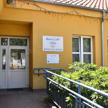 K&aacute;lm&aacute;n Lajos &Oacute;voda Kadafalvi &Oacute;vod&aacute;j&aacute;nak f&eacute;rőhelybőv&iacute;t&eacute;se k&eacute;p