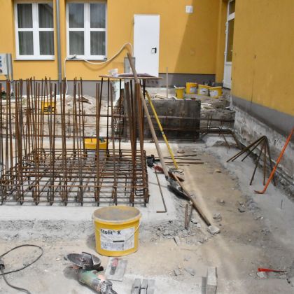 K&aacute;lm&aacute;n Lajos &Oacute;voda Kadafalvi &Oacute;vod&aacute;j&aacute;nak f&eacute;rőhelybőv&iacute;t&eacute;se k&eacute;p