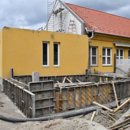 K&aacute;lm&aacute;n Lajos &Oacute;voda Kadafalvi &Oacute;vod&aacute;j&aacute;nak f&eacute;rőhelybőv&iacute;t&eacute;se k&eacute;p