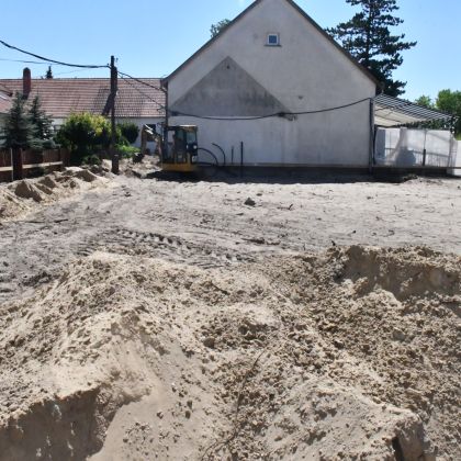 K&aacute;lm&aacute;n Lajos &Oacute;voda M&eacute;nteleki &Oacute;vod&aacute;j&aacute;nak bőv&iacute;t&eacute;se - aktu&aacute;lis k&eacute;p