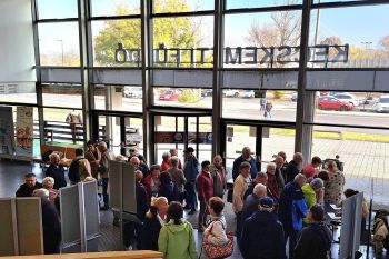 „MOZDULJ! Probojáczné Túri Éva emlékére” a Kecskeméti Fürdőben 2025. november 11.