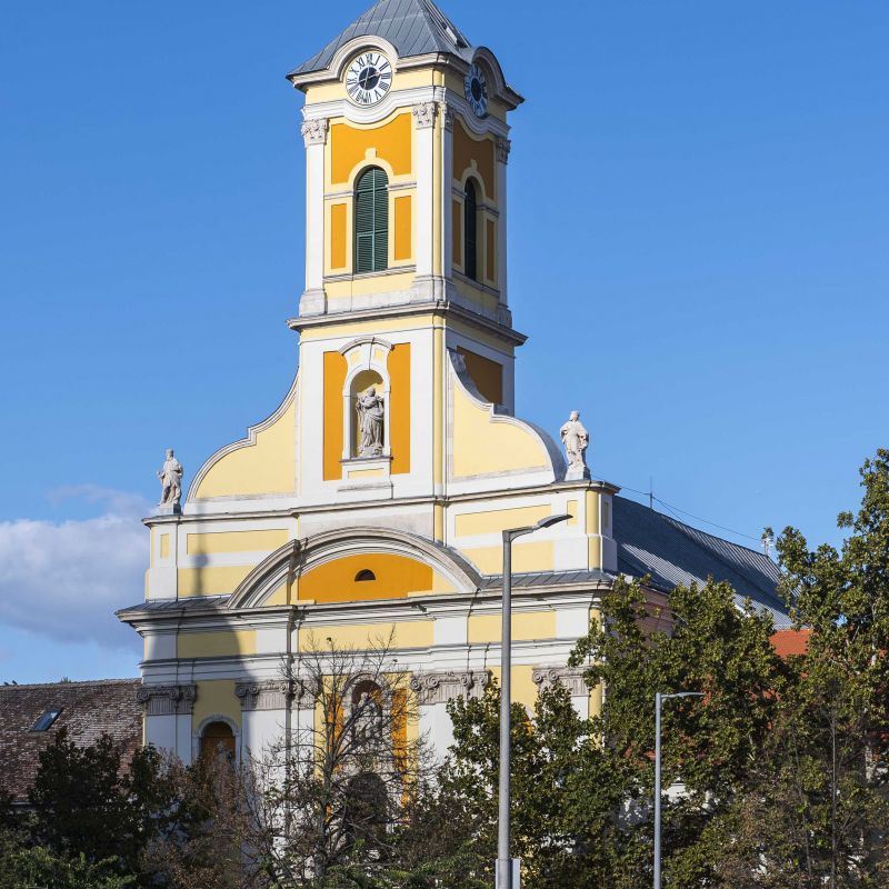 Piarista templom kép